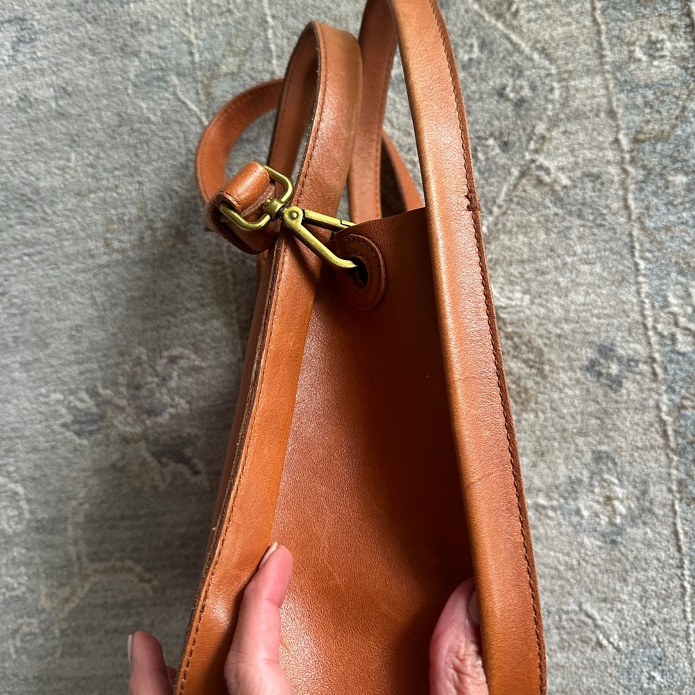 Madewell The Sydney Crossbody Leather Camel Bag - Picture 5 of 9
